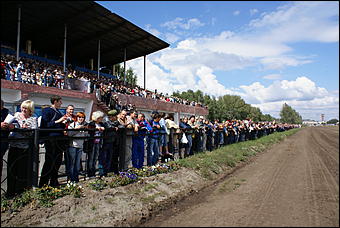 19 августа 2007г., Барнаул   Конно-спортивные состязания на "Кубок губернатора" (фото Кристины Красниковой)