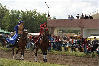 19 августа 2007г., Барнаул   Конно-спортивные состязания на "Кубок губернатора" (фото Кристины Красниковой)