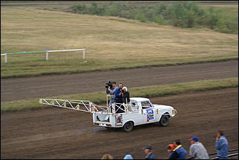 19 августа 2007г., Барнаул   Конно-спортивные состязания на "Кубок губернатора" (фото Кристины Красниковой)