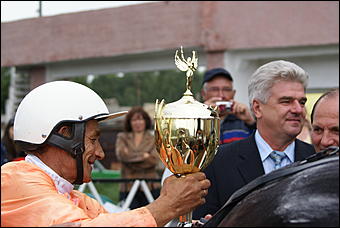 19 августа 2007г., Барнаул   Конно-спортивные состязания на "Кубок губернатора" (фото Кристины Красниковой)