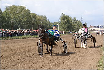 19 августа 2007г., Барнаул   Конно-спортивные состязания на "Кубок губернатора" (фото Кристины Красниковой)