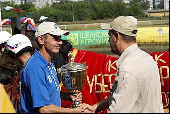 19 августа 2007г., Барнаул   Конно-спортивные состязания на "Кубок губернатора" (фото Кристины Красниковой)