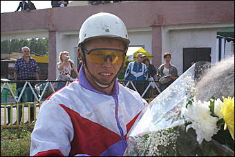 19 августа 2007г., Барнаул   Конно-спортивные состязания на "Кубок губернатора" (фото Кристины Красниковой)