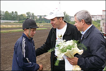 19 августа 2007г., Барнаул   Конно-спортивные состязания на "Кубок губернатора" (фото Кристины Красниковой)