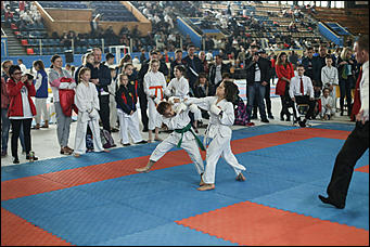 11 мая 2018 г., Барнаул. Екатерина Смолихина   Каратэ-пацан: как спортсмены со всей Азии съехались на турнир в Барнаул