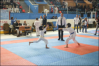 11 мая 2018 г., Барнаул. Екатерина Смолихина   Каратэ-пацан: как спортсмены со всей Азии съехались на турнир в Барнаул