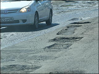 16 июня 2011 г., Барнаул   "Многострадальная" улица Кутузова