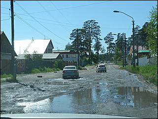 16 июня 2011 г., Барнаул   "Многострадальная" улица Кутузова