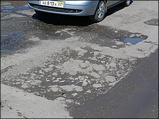 16 июня 2011 г., Барнаул   "Многострадальная" улица Кутузова