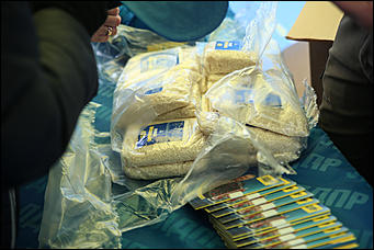 12 декабря 2017 г., Барнаул. Екатерина Смолихина   Как ЛДПР привезли в Барнауле "На-На" и ярмарку Жириновского 