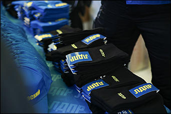 12 декабря 2017 г., Барнаул. Екатерина Смолихина   Как ЛДПР привезли в Барнауле "На-На" и ярмарку Жириновского 