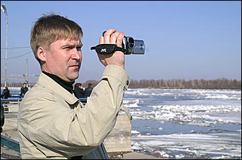 9 апреля 2007 г., Барнаул   Ледоход на Оби