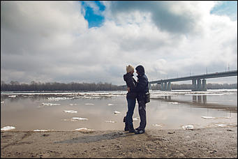 4 апрель 2016 г., Барнаул © Амител Вячеслав Мельников   "Гремит плавучих льдин резня...": ледоход на Оби в Барнауле. Фоторепортаж
