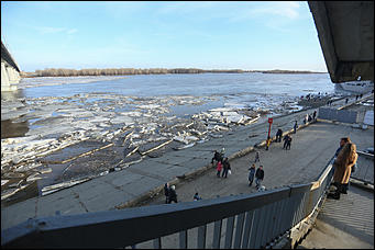 13 апреля 2018 г., Барнаул. Екатерина Смолихина   Барнаульский ледоход на День космонавтики