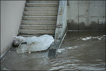 13 апреля 2018 г., Барнаул. Екатерина Смолихина   Барнаульский ледоход на День космонавтики