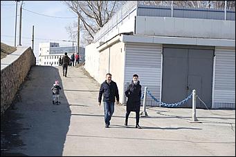 7 апреля 2020 г., Барнаул   Чумовое зрелище: барнаульцы, несмотря на самоизоляцию, пришли посмотреть ледоход