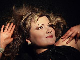 5 марта 2011 г., СФО   Фотовыстава "Леди в погонах"