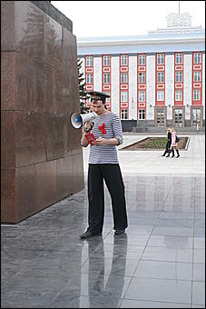 22 апреля 2009г., Барнаул   Митинг коммунистов в день рождения Ленина  