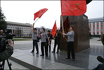 22 апреля 2009г., Барнаул   Митинг коммунистов в день рождения Ленина  