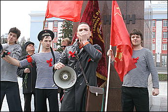 22 апреля 2009г., Барнаул   Митинг коммунистов в день рождения Ленина  