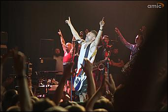 5 июня 2018 г., Барнаул. Екатерина Смолихина   Полный зал и полный отрыв: как прошел концерт "Ленинграда" в Барнауле