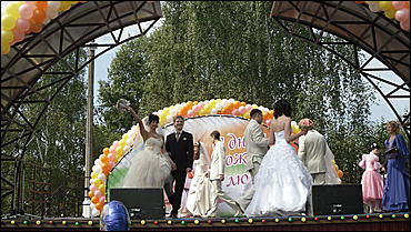 4 сентября 2010 г., Барнаул   Народные гуляния в Ленинском районе Барнаула