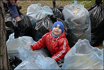 1 июнь 2013 г., Барнаул   Уникальный ленточный бор стал чище (фото А. Баулина)