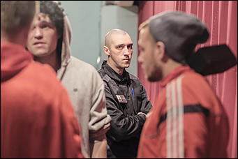 28 декабрь 2019 г., Барнаул, Вячеслав Мельников Везде жизнь. Снегурочка в гостях у заключенных