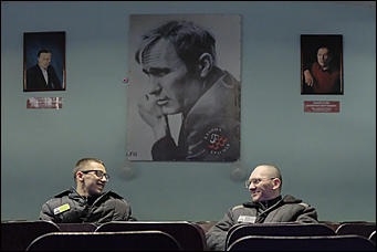 28 декабрь 2019 г., Барнаул, Вячеслав Мельников Везде жизнь. Снегурочка в гостях у заключенных