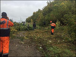 Демонтаж лестницы на ВДНХ в Барнауле   Демонтаж лестницы на ВДНХ в Барнауле