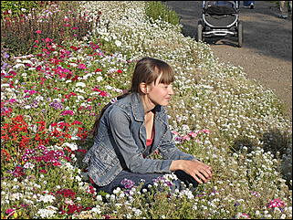 18 сентября 2011 г., Барнаул   Барнаульцы на прогулке в НИИ им. Лисавенко