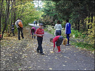 18 сентября 2011 г., Барнаул   Барнаульцы на прогулке в НИИ им. Лисавенко