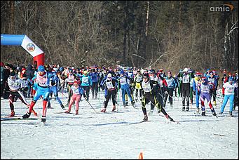 11 февраля 2018 г., Барнаул. Екатерина Смолихина   Солнце, лыжи, Барнаул: более тысячи горожан пришли на "Лыжню России"