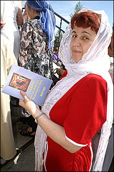 3 - 5 июля 2007 г., Барнаул   В Покровском соборе Барнаула открыт доступ к святым мощам Апостола Луки