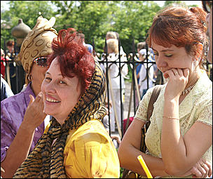 3 - 5 июля 2007 г., Барнаул   В Покровском соборе Барнаула открыт доступ к святым мощам Апостола Луки