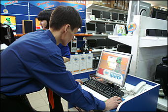 29 марта 2008 г., Барнаул   Открытие первого в Барнауле Компьютер-центра DNS