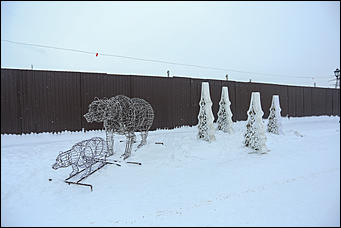 19 декабря 2018 г., Барнаул. Екатерина Смолихина   Новогодняя пешеходная: как на Мало-Тобольской строят снежный городок