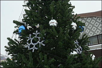 19 декабря 2018 г., Барнаул. Екатерина Смолихина   Новогодняя пешеходная: как на Мало-Тобольской строят снежный городок