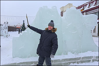 19 декабря 2018 г., Барнаул. Екатерина Смолихина   Новогодняя пешеходная: как на Мало-Тобольской строят снежный городок