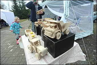 29 апреля 2018 г., Бирюзовая Катунь. Екатерина Смолихина   Праздника цветение: как маральник собрал на Алтае тысячи туристов