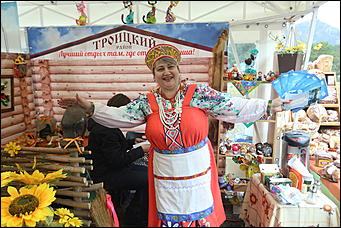 29 апреля 2018 г., Бирюзовая Катунь. Екатерина Смолихина   Праздника цветение: как маральник собрал на Алтае тысячи туристов