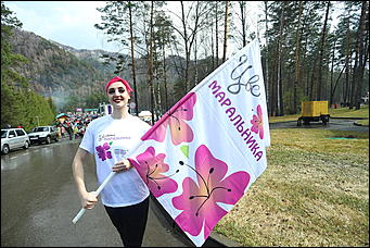 29 апреля 2018 г., Бирюзовая Катунь. Екатерина Смолихина   Праздника цветение: как маральник собрал на Алтае тысячи туристов