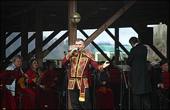 29 апреля 2018 г., Бирюзовая Катунь. Екатерина Смолихина   Праздника цветение: как маральник собрал на Алтае тысячи туристов