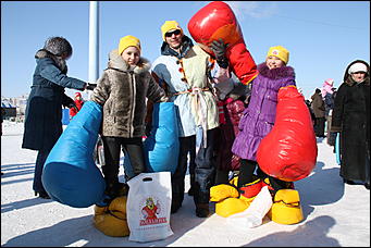 26 февраль 2012 г., Барнаул   Масленица с радио «Юмор FM»