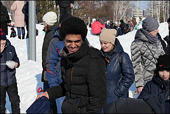 1 марта 2020 г., Барнаул. Екатерина Смолихина   Гуляй, народ! Как барнаульцы отпраздновали Масленицу
