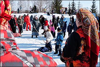 1 марта 2020 г., Барнаул. Екатерина Смолихина   Гуляй, народ! Как барнаульцы отпраздновали Масленицу