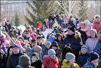 1 марта 2020 г., Барнаул. Екатерина Смолихина   Гуляй, народ! Как барнаульцы отпраздновали Масленицу
