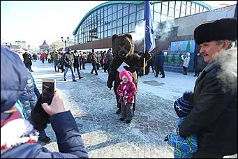 18 февраля 2018 г., Барнаул. Екатерина Смолихина   Блины, хороводы и чучела: как барнаульцы отметили Масленицу