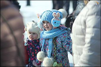 18 февраля 2018 г., Барнаул. Екатерина Смолихина   Блины, хороводы и чучела: как барнаульцы отметили Масленицу