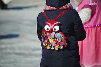 10 марта 2019 г., Барнаул. Екатерина Смолихина   Забег петухов, метание блинов и сжигание чучела: масленичные гулянья в Барнауле